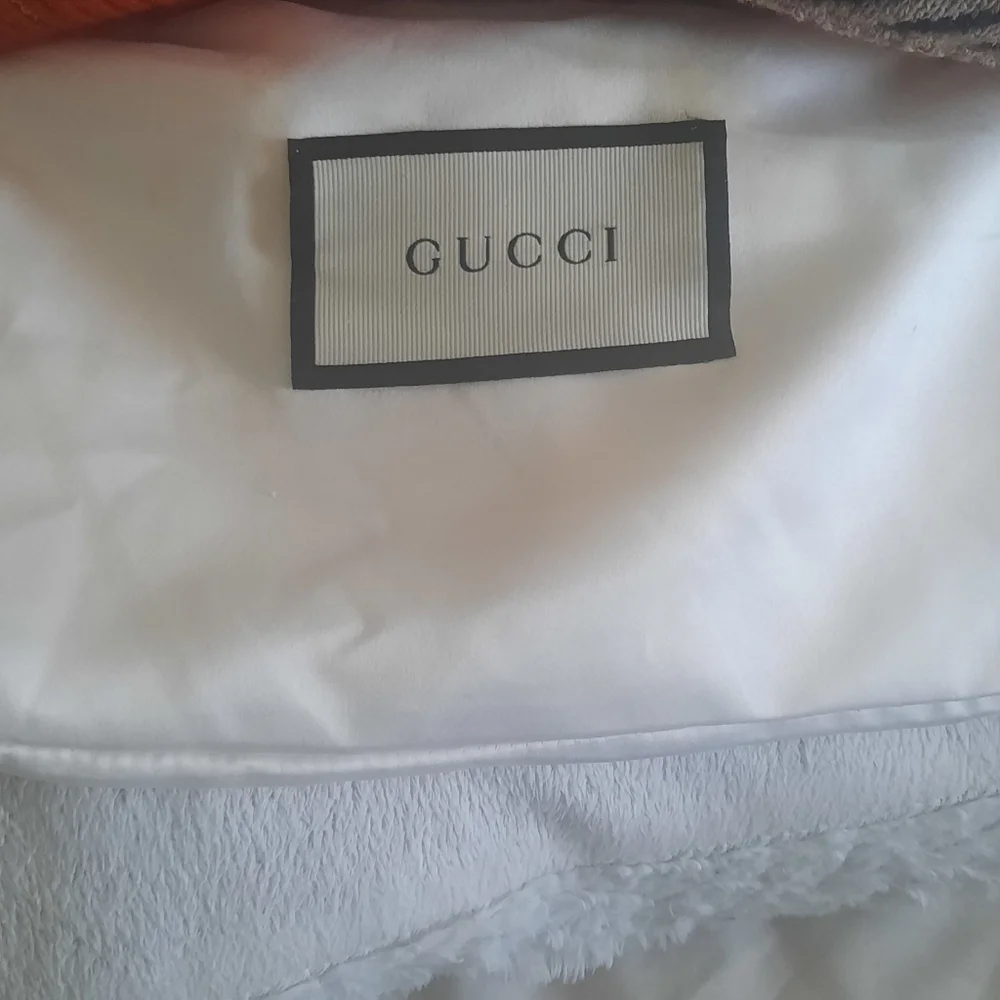 GUCCI  AUTHENTIC HEADBAND - Picture 4 of 9